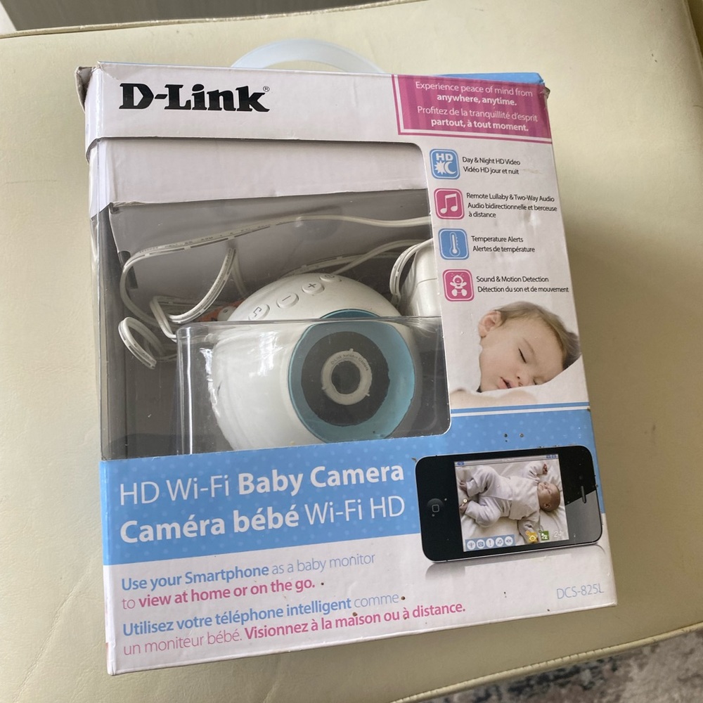 D-Link HD Wi-Fi Baby Camera New in Box Day & Night HD Video